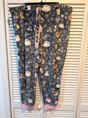 Secret Treasures Plush Fleece Loungewear - Gray & Pink